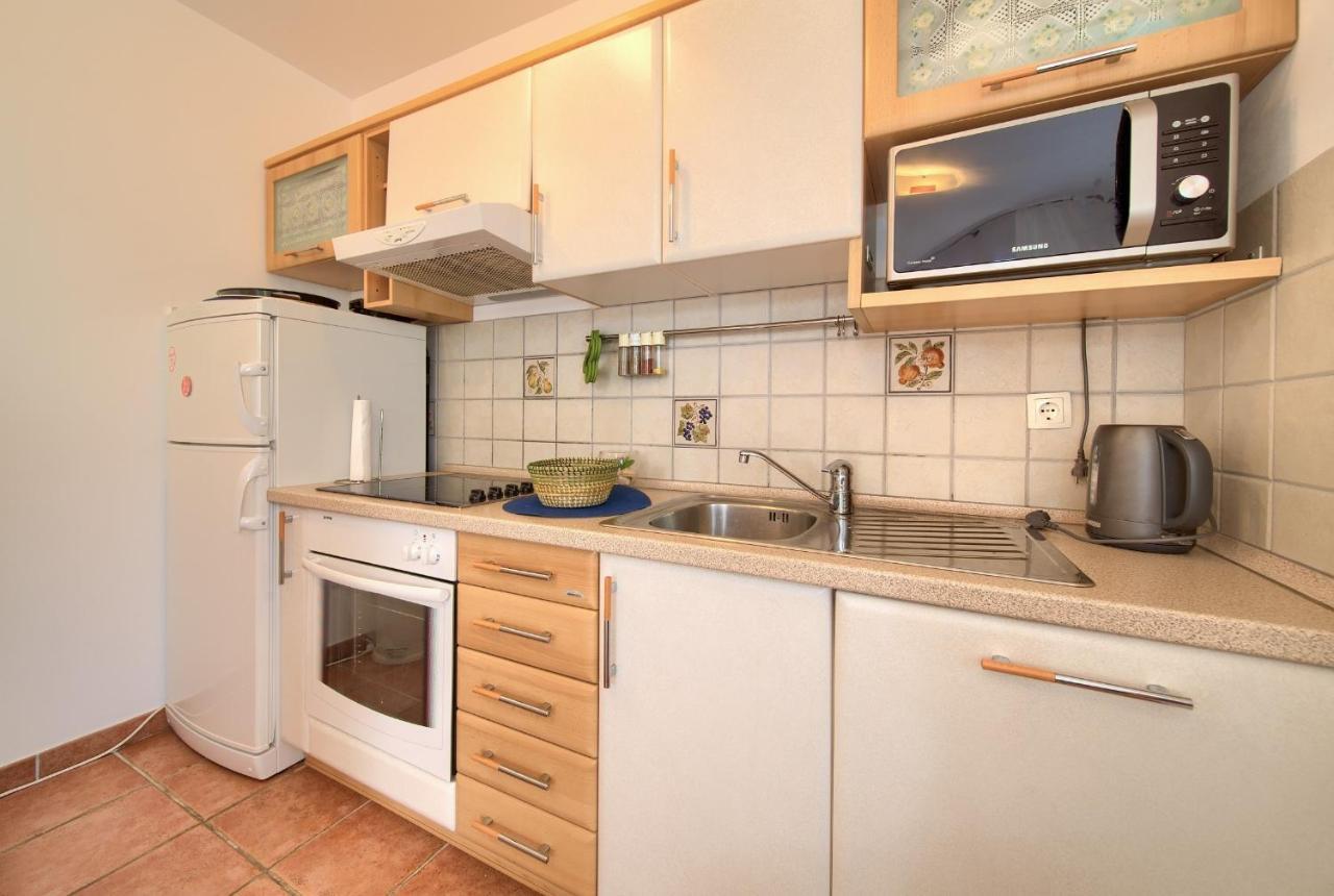 Apartment Camellia ヴァンタシチ エクステリア 写真