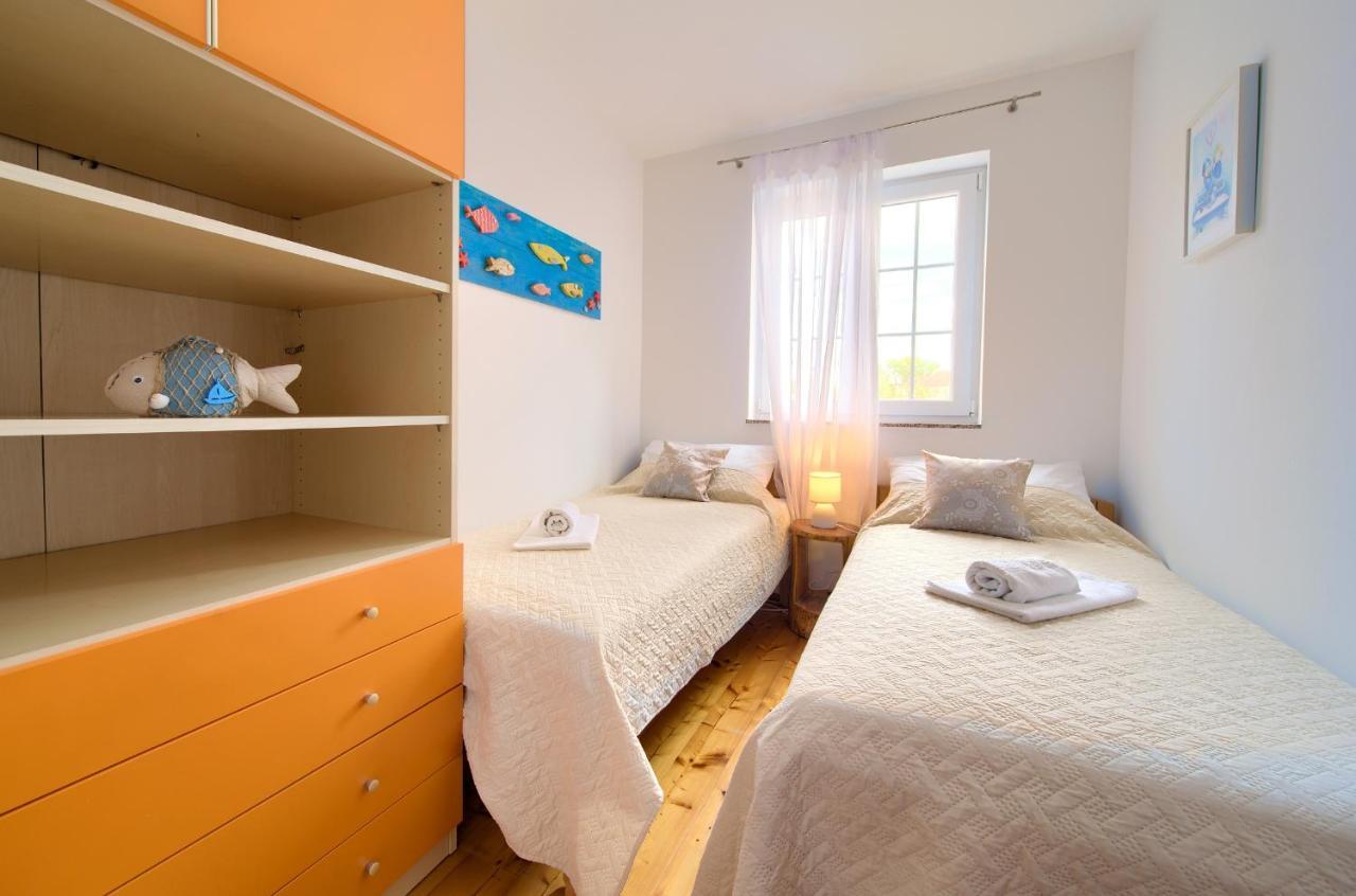 Apartment Camellia ヴァンタシチ エクステリア 写真